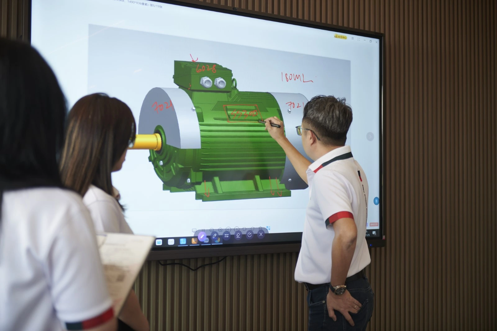 c2c5be1b-55b9-4597-a2f5-339bb18d58a7